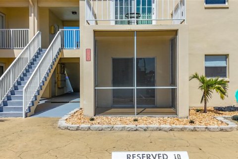 Condominio en venta en Treasure Island, Florida, 1 dormitorio, 62.24 m2 № 2198002 - foto 12