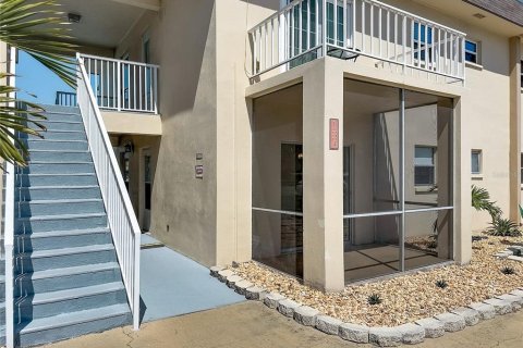Condominio en venta en Treasure Island, Florida, 1 dormitorio, 62.24 m2 № 2198002 - foto 17