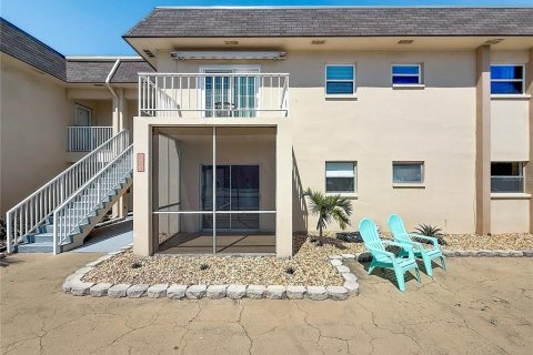 Condominio en venta en Treasure Island, Florida, 1 dormitorio, 62.24 m2 № 2198002 - foto 15