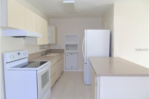 Villa ou maison à vendre à Port Charlotte, Floride: 3 chambres, 192.03 m2 № 2210420 - photo 6