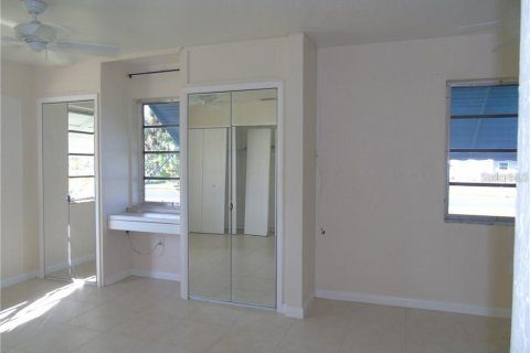 Villa ou maison à vendre à Port Charlotte, Floride: 3 chambres, 192.03 m2 № 2210420 - photo 26