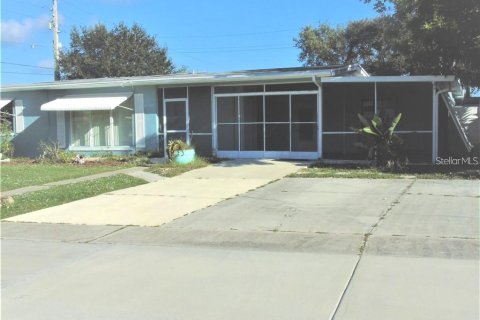 Villa ou maison à Port Charlotte, Floride 3 chambres, 192.03 m2 № 2210420