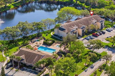 Condo in Deerfield Beach, Florida, 2 bedrooms  № 1994821
