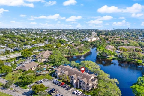 Condo in Deerfield Beach, Florida, 2 bedrooms  № 1994821 - photo 30