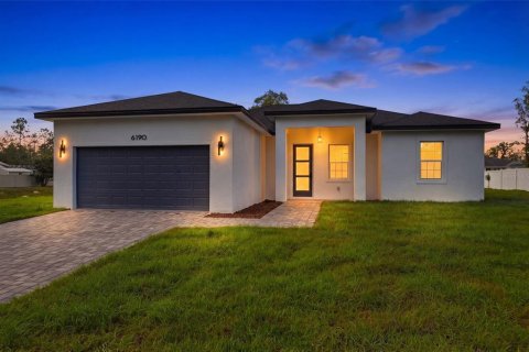 House in Ocala, Florida 4 bedrooms, 167.13 sq.m. № 2119226