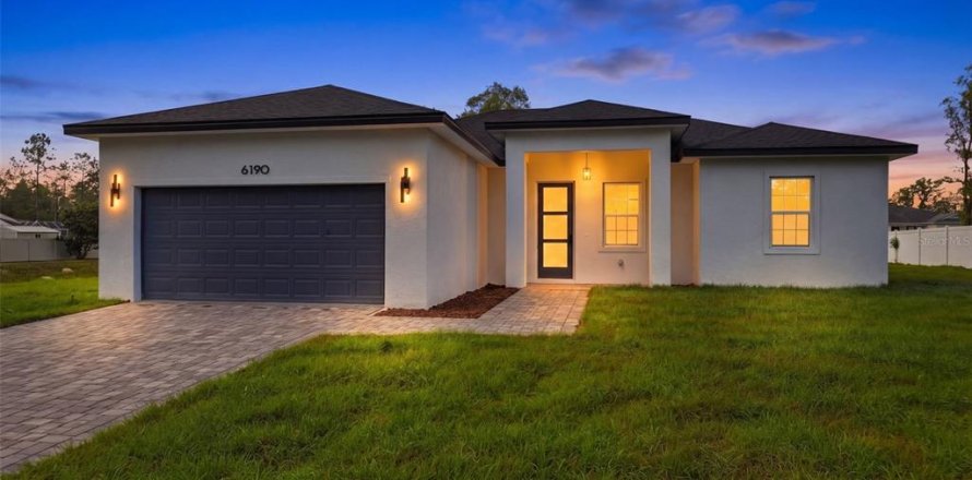 House in Ocala, Florida 4 bedrooms, 167.13 sq.m. № 2119226
