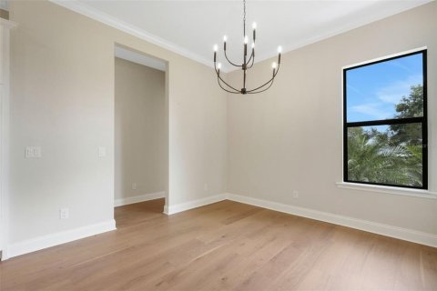 House in Lakeland, Florida 4 bedrooms, 243.68 sq.m. № 1680963 - photo 13