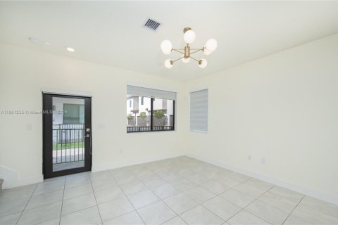 Townhouse in URBANA in Doral, Florida 3 bedrooms, 173.36 sq.m. № 1889354 - photo 24