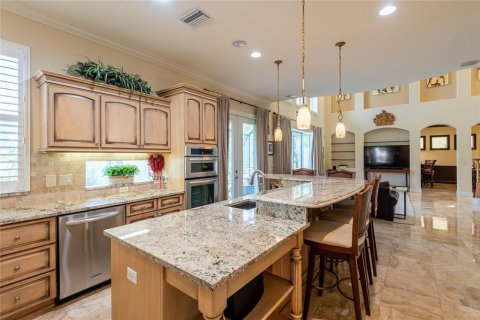 House in Land O' Lakes, Florida 2 bedrooms, 274.9 sq.m. № 1848047 - photo 24