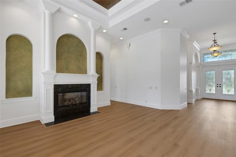 House in Lakeland, Florida 6 bedrooms, 482.44 sq.m. № 2419308 - photo 9