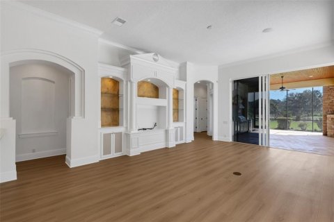 House in Lakeland, Florida 6 bedrooms, 482.44 sq.m. № 2419308 - photo 21