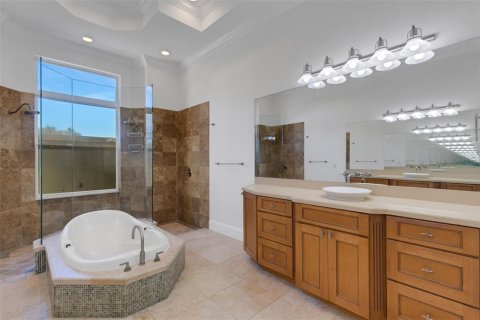 House in Lakeland, Florida 6 bedrooms, 482.44 sq.m. № 2419308 - photo 29