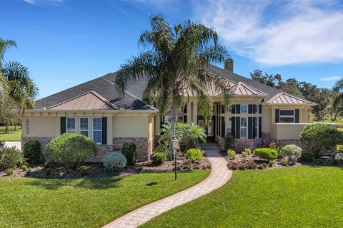 House in Lakeland, Florida 6 bedrooms, 482.44 sq.m. № 2419308