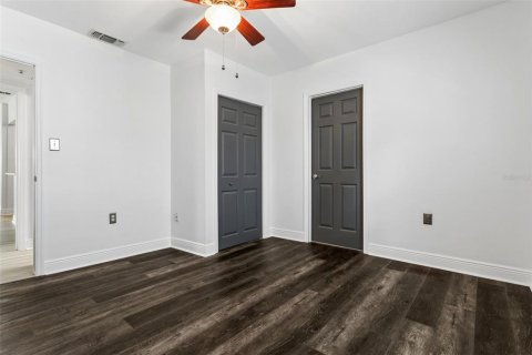 Купить виллу или дом в Тампа, Флорида 8 комнат, 160.91м2, № 2216915 - фото 18