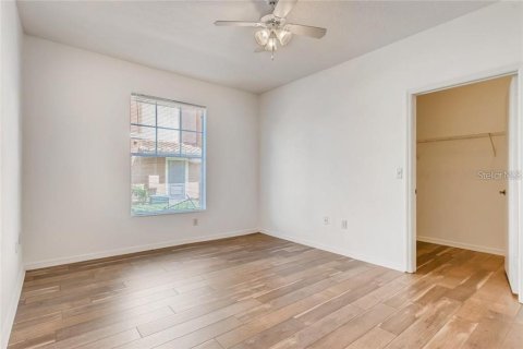 Apartamento en alquiler en Orlando, Florida, 2 dormitorios, 104.61 m2 № 1883130 - foto 5