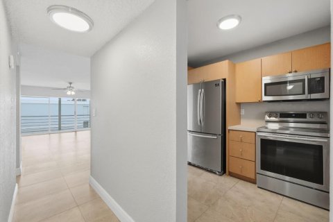 Copropriété à louer à Pembroke Pines, Floride: 2 chambres, 102.19 m2 № 2181326 - photo 15