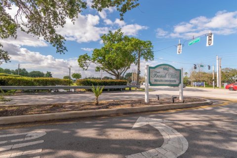 Copropriété à louer à Pembroke Pines, Floride: 2 chambres, 102.19 m2 № 2181326 - photo 2