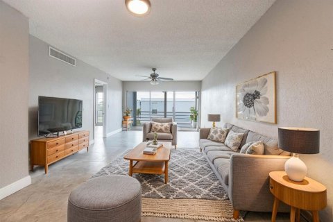 Copropriété à louer à Pembroke Pines, Floride: 2 chambres, 102.19 m2 № 2181326 - photo 7