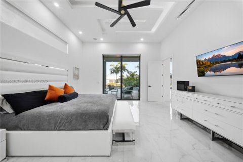 Casa en venta en Cape Coral, Florida, 4 dormitorios, 301.1 m2 № 2026075 - foto 21