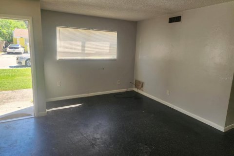 Appartement à louer à Tampa, Floride: 2 chambres, 58.62 m2 № 2413840 - photo 2