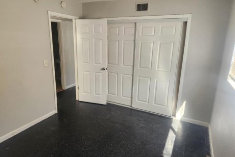 Appartement à louer à Tampa, Floride: 2 chambres, 58.62 m2 № 2413840 - photo 5