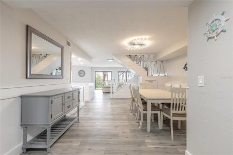 Condominio en venta en New Smyrna Beach, Florida, 4 dormitorios, 190.45 m2 № 1530238 - foto 10