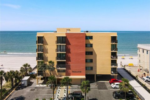 Condominio en venta en Madeira Beach, Florida, 2 dormitorios, 131.46 m2 № 1761421 - foto 1
