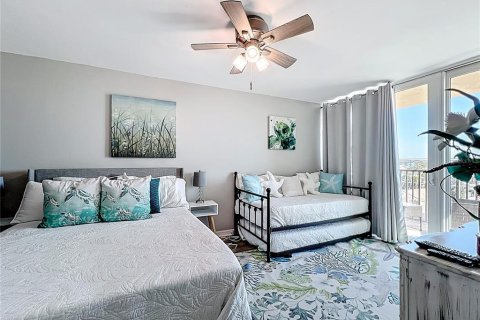 Condominio en venta en Madeira Beach, Florida, 2 dormitorios, 131.46 m2 № 1761421 - foto 20
