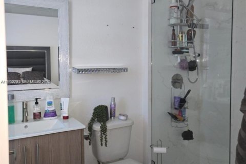 Снять в аренду виллу или дом в Флорида-Сити, Флорида 5 спален, 176.7м2, № 2006584 - фото 14