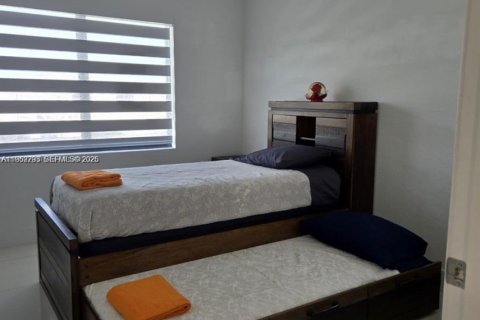 Снять в аренду виллу или дом в Флорида-Сити, Флорида 5 спален, 176.7м2, № 2006584 - фото 20