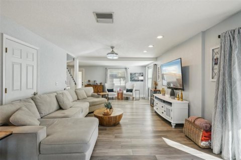 Villa ou maison à vendre à Seminole, Floride: 3 chambres, 220.74 m2 № 1546724 - photo 12