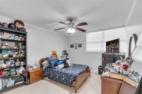 Copropriété à vendre à Lauderhill, Floride: 2 chambres, 102.19 m2 № 2090068 - photo 16