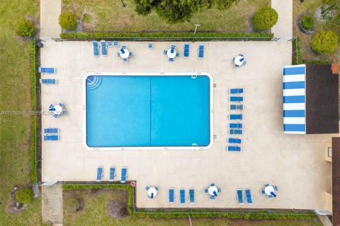 Copropriété à vendre à Lauderhill, Floride: 2 chambres, 102.19 m2 № 2090068 - photo 23