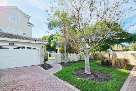 Townhouse in Palm Harbor, Florida 4 bedrooms, 304.72 sq.m. № 2212070