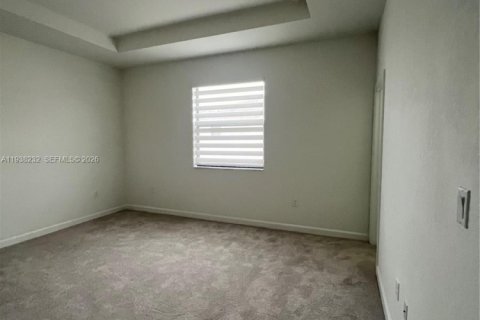 Condo in Homestead, Florida, 3 bedrooms  № 1995861 - photo 12