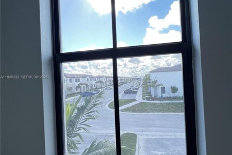 Condo in Homestead, Florida, 3 bedrooms  № 1995861 - photo 13