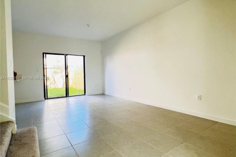 Condo in Homestead, Florida, 3 bedrooms  № 1995861 - photo 4