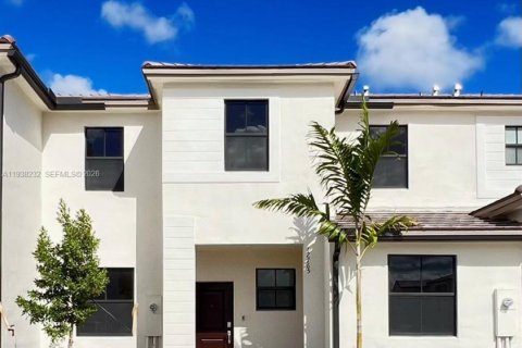 Купить кондоминиум в Хомстед, Флорида 3 спальни, 137.77м2, № 1995861 - фото 28