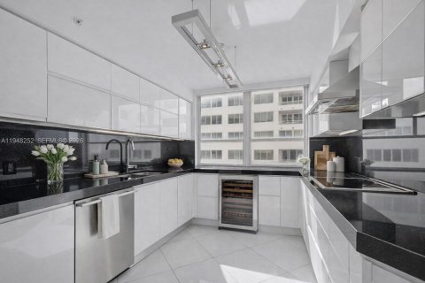 Купить кондоминиум в Майами-Бич, Флорида 3 спальни, 154.22м2, № 2055150 - фото 6