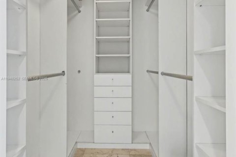 Купить кондоминиум в Майами-Бич, Флорида 3 спальни, 154.22м2, № 2055150 - фото 5