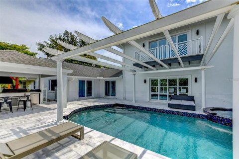 House in Sarasota, Florida 3 bedrooms, 288.37 sq.m. № 1745279 - photo 4