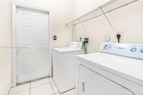 Casa en alquiler en Homestead, Florida, 3 dormitorios, 176.79 m2 № 2026906 - foto 21