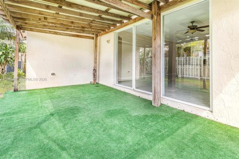 Casa en alquiler en Homestead, Florida, 3 dormitorios, 176.79 m2 № 2026906 - foto 24