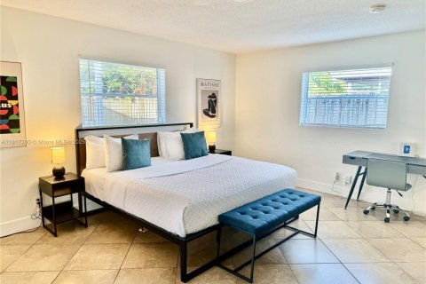 House in North Lauderdale, Florida 3 bedrooms, 160.54 sq.m. № 1779666 - photo 14