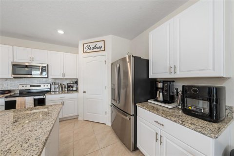 Casa en venta en Kissimmee, Florida, 4 dormitorios, 171.5 m2 № 1528872 - foto 17