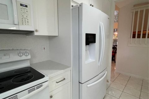 Casa en venta en Miramar, Florida, 4 dormitorios, 205.59 m2 № 2152556 - foto 26