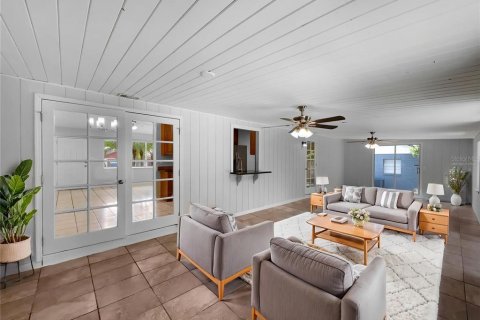 Casa en venta en DeBary, Florida, 3 dormitorios, 145.48 m2 № 1651954 - foto 2