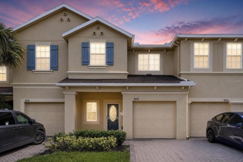Touwnhouse à Riverview, Floride 4 chambres, 179.3 m2 № 2210035