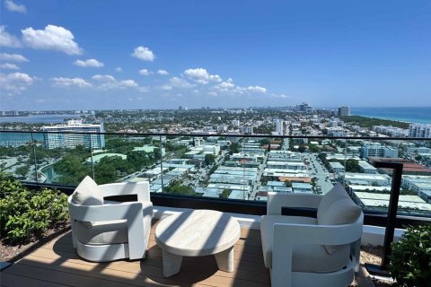 Copropriété à vendre à Miami Beach, Floride: 2 chambres, 74.51 m2 № 2416178 - photo 20