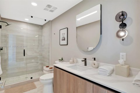 Copropriété à vendre à Miami Beach, Floride: 2 chambres, 74.51 m2 № 2416178 - photo 7